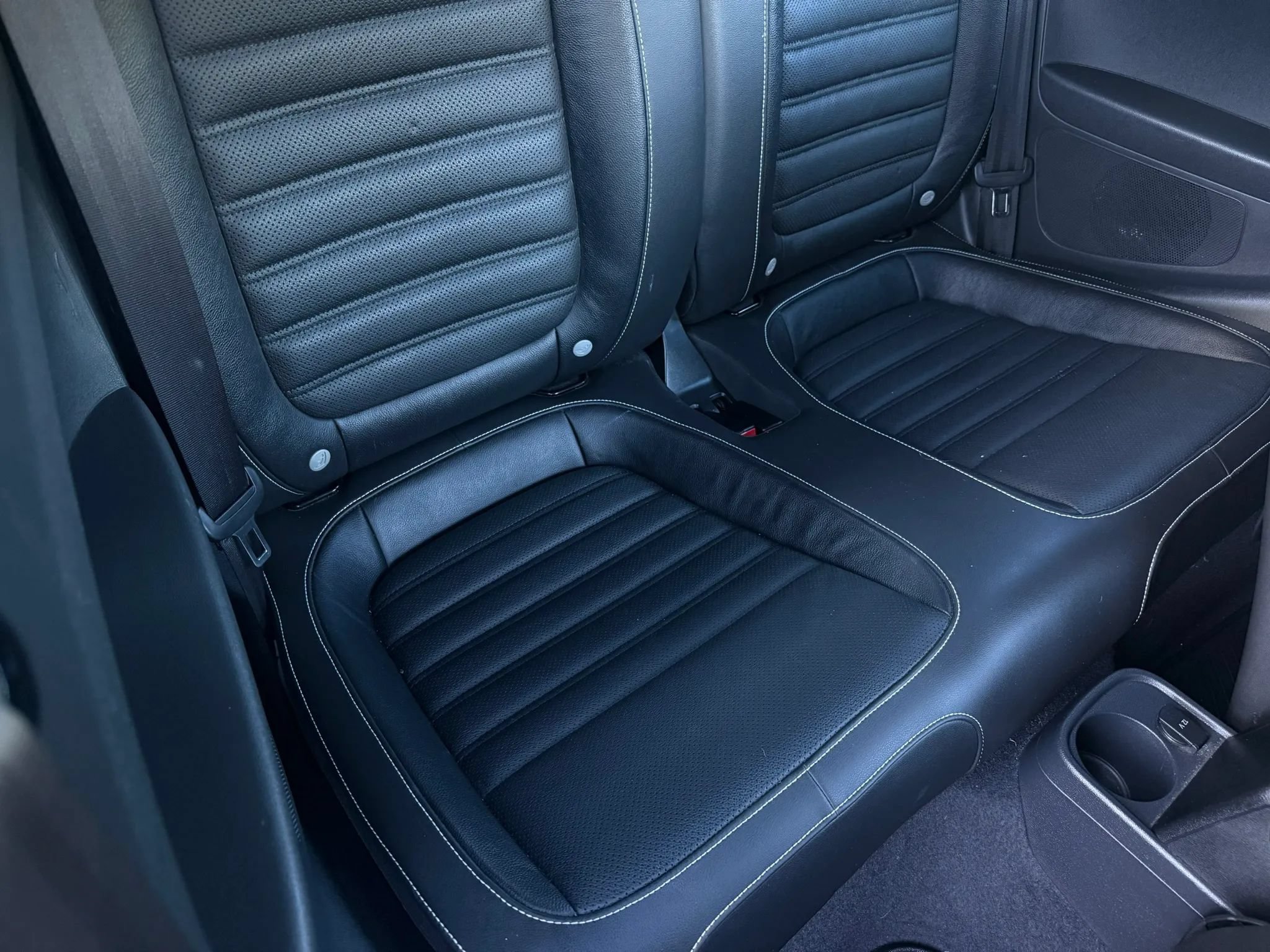 Used 2014 Volkswagen Beetle TDI FWD image 25