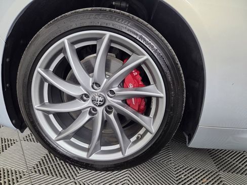 Used 2024 Alfa Romeo Giulia Ti image 28