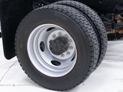 Used 2018 Ford F550 4x4 Regular Cab Super Duty image 58