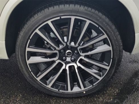 New 2026 Volvo XC90 B6 Plus image 34