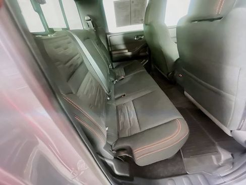 Used 2025 Nissan Frontier Pro-X RWD image 27