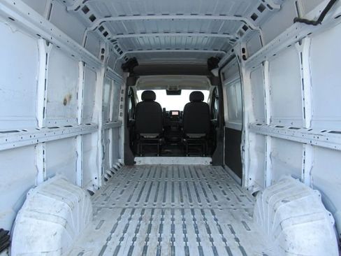 Used 2023 RAM ProMaster 2500 FWD image 10