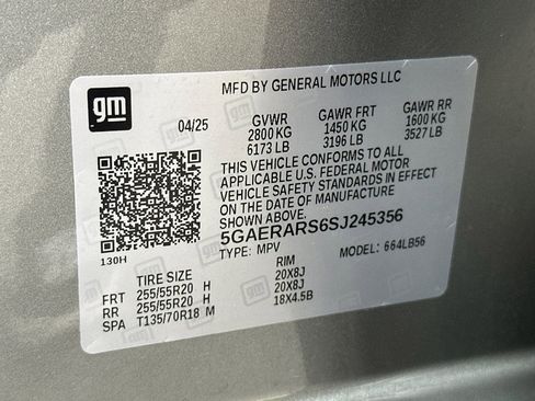 Used 2025 Buick Enclave Preferred image 34