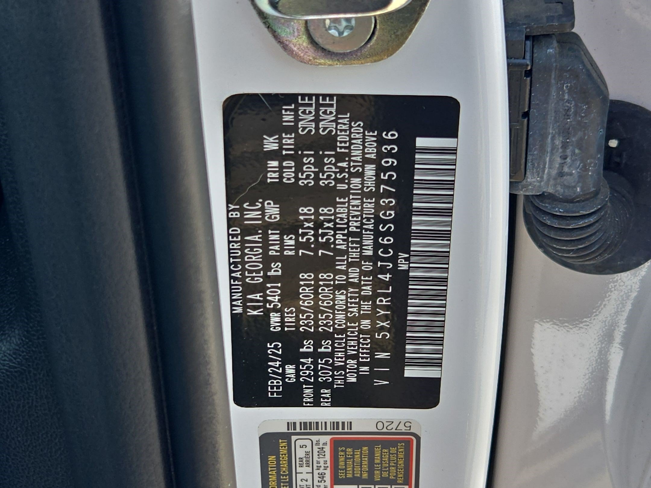 Used 2025 Kia Sorento S FWD image 62
