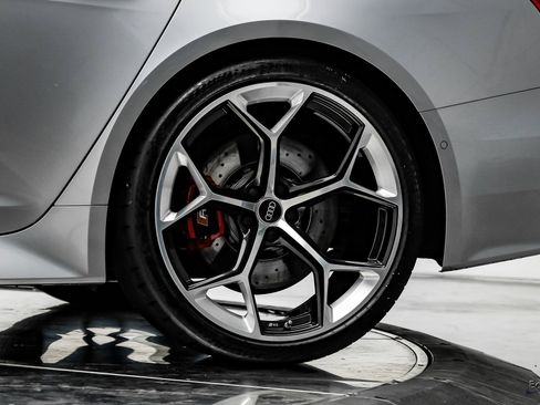 Used 2025 Audi RS 6 performance image 89