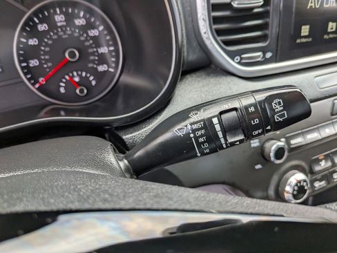 Used 2021 Kia Sportage LX FWD image 36