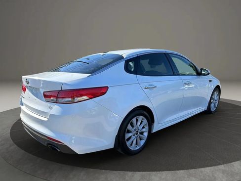 Used 2017 Kia Optima EX FWD image 5