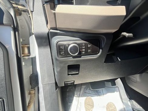 Used 2023 Ford Bronco Wildtrak AWD/4WD image 11
