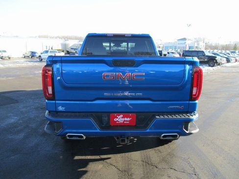 Used 2022 GMC Sierra 1500 AT4 w/ AT4 Premium Package image 7