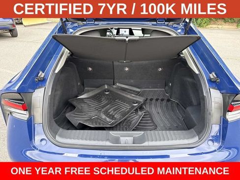 Used 2024 Toyota Prius LE FWD image 12