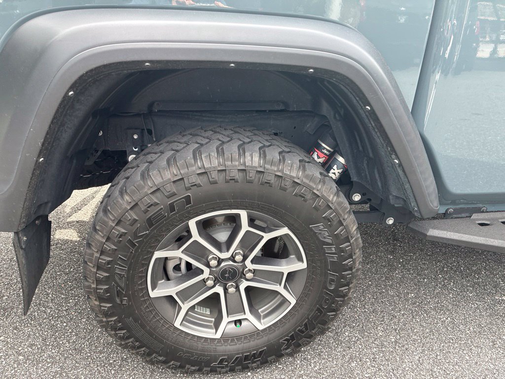 Used 2024 Jeep Gladiator Mojave w/ Technology Group AWD/4WD image 20