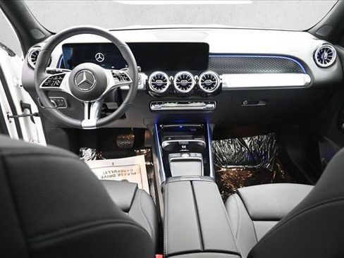 Certified 2026 Mercedes-Benz GLB 250 4MATIC image 22