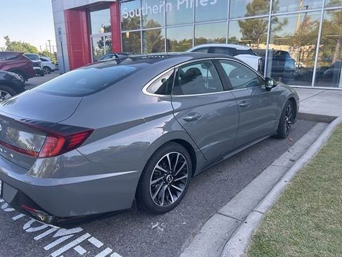 Used 2020 Hyundai Sonata SEL Plus w/ Tech Package FWD image 4