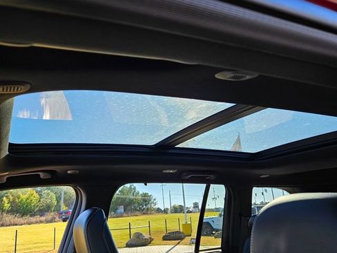 New 2025 Jeep Grand Cherokee Limited w/ Luxury Tech Group II image 6