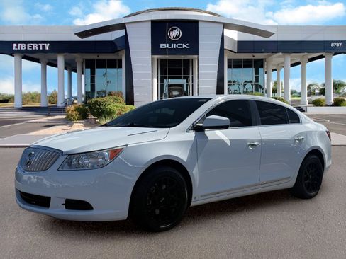 Used 2010 Buick LaCrosse CX FWD image 8