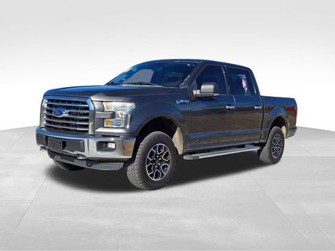 Used 2016 Ford F150 XLT w/ Equipment Group 301A Mid image 8