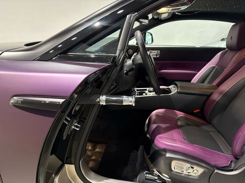 Used 2018 Rolls-Royce Wraith image 17