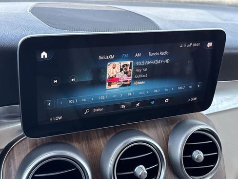 Used 2022 Mercedes-Benz GLC 300 image 15