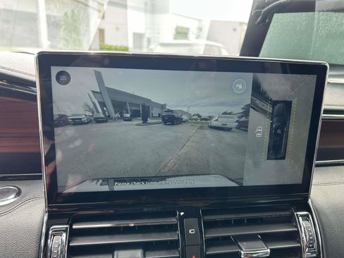 Certified 2022 Lincoln Navigator L Reserve AWD/4WD image 25