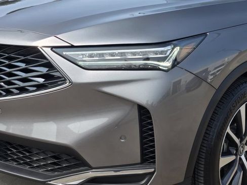 Certified 2026 Acura MDX FWD w/ Technology Package image 9
