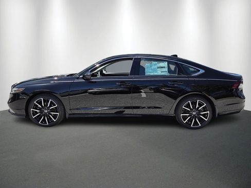 New 2026 Honda Accord Touring image 4