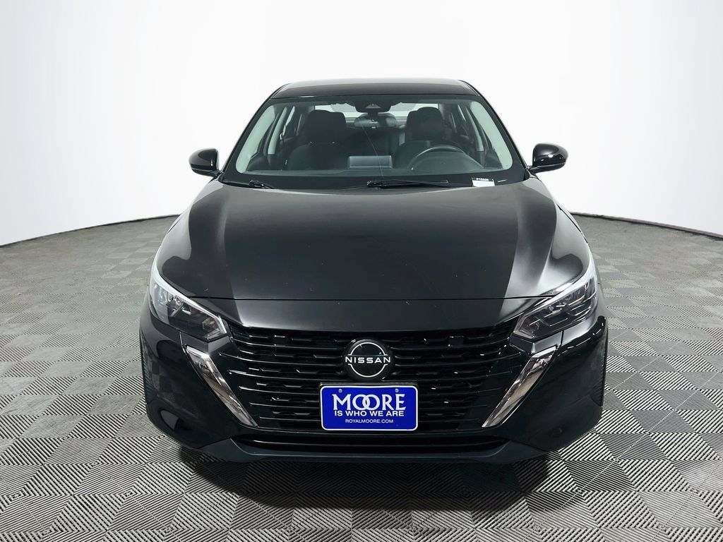 Used 2024 Nissan Sentra SV FWD image 2