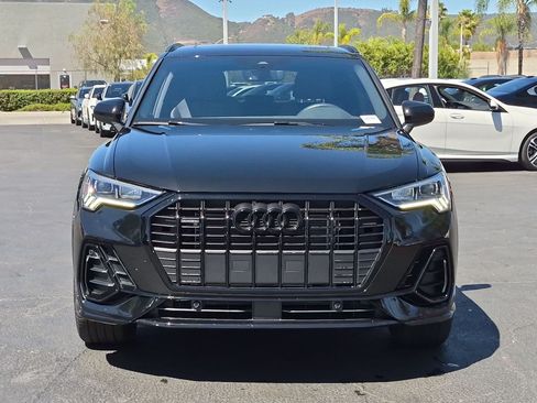 Used 2025 Audi Q3 2.0T Premium w/ Convenience Package AWD/4WD image 3