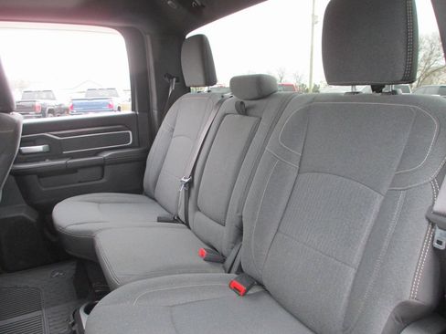 Used 2021 RAM 2500 Big Horn w/ Level 1 Equipment Group image 21