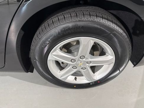 Used 2023 Chevrolet Malibu LS FWD image 7