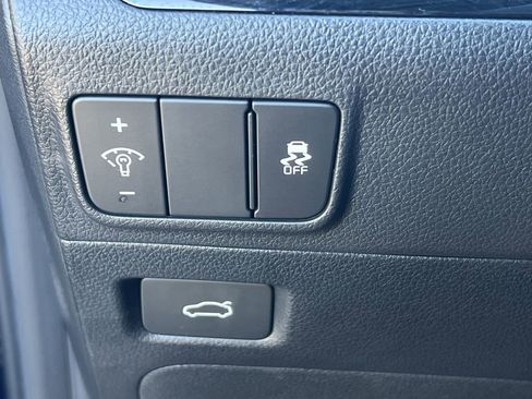 Used 2025 Kia K5 GT-Line w/ GT-Line Premium Package image 17