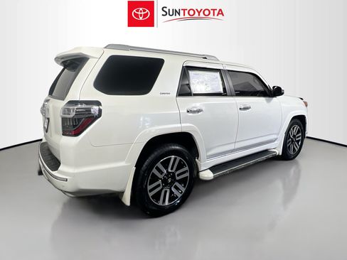 Used 2020 Toyota 4Runner Limited RWD image 4