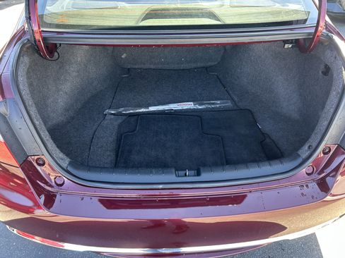 Used 2016 Honda Accord LX image 13