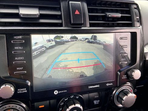 Used 2020 Toyota 4Runner TRD Off-Road AWD/4WD image 22
