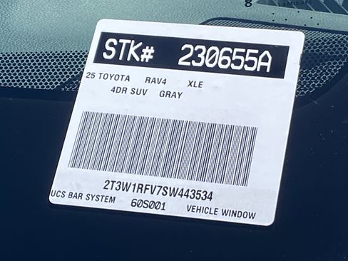 Certified 2025 Toyota RAV4 XLE w/ Convenience Package image 31