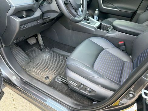 Used 2025 Toyota RAV4 XSE AWD/4WD image 8