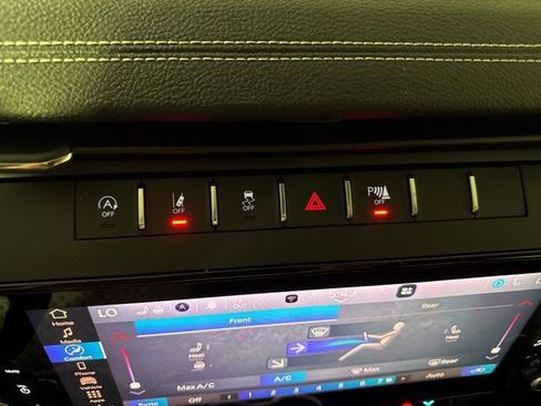 New 2026 Jeep Grand Cherokee L Limited AWD/4WD image 21