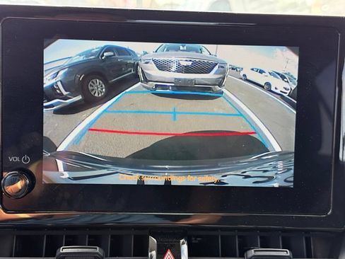 Used 2023 Toyota Corolla LE FWD image 11