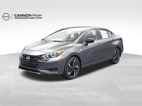 New 2025 Nissan Versa SR w/ Trunk Package image 6