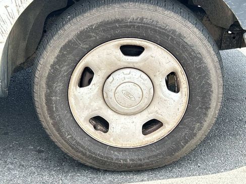 Used 2006 Ford F150 STX RWD image 9