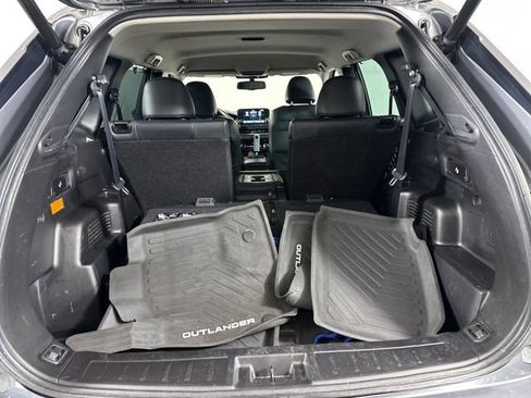 Used 2023 Mitsubishi Outlander SEL image 26