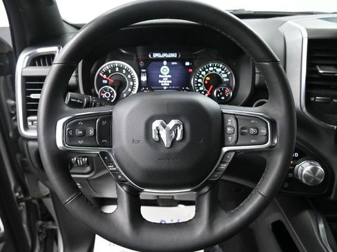Used 2025 RAM 1500 Laramie image 32
