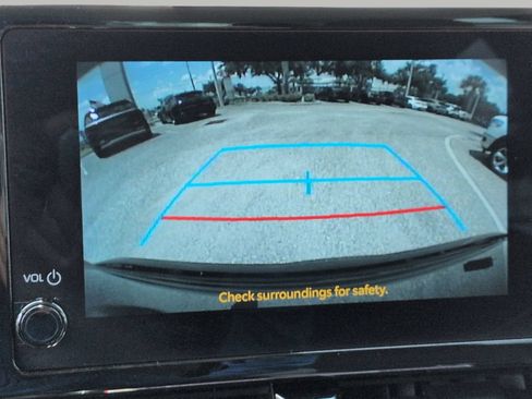 Used 2025 Toyota Corolla LE FWD image 22