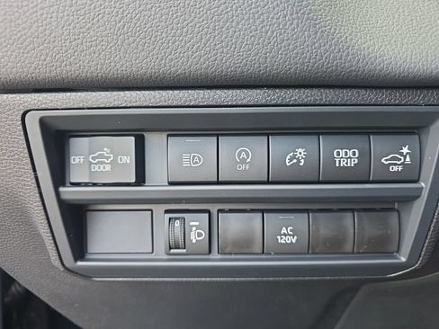 New 2026 Toyota Tundra Limited AWD/4WD image 17