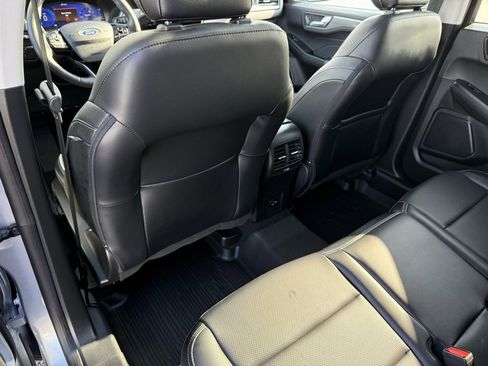 Used 2022 Ford Escape Titanium w/ Class II Trailer Tow Package image 27