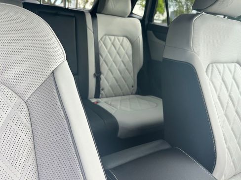 New 2026 Volkswagen Atlas Cross Sport SEL Premium R-Line image 40