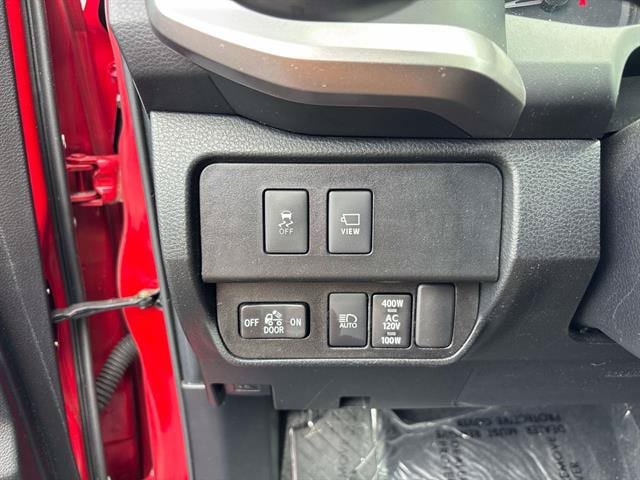 Used 2021 Toyota Tacoma Limited AWD/4WD image 15