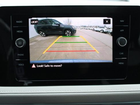New 2026 Volkswagen Taos SEL AWD/4WD image 15