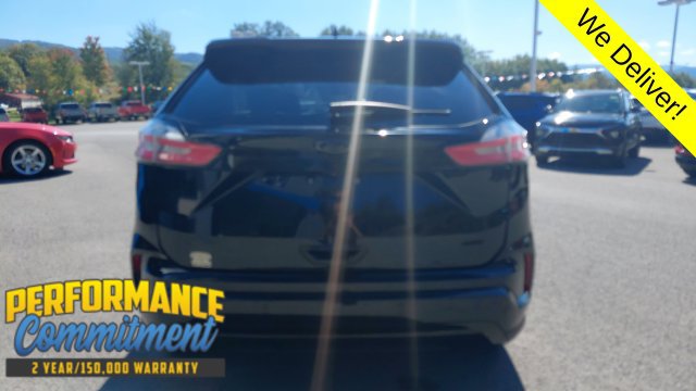 Used 2022 Ford Edge SE w/ Black Appearance Package AWD/4WD image 5