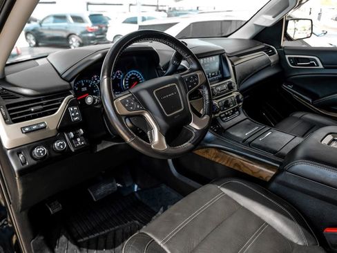 Used 2018 GMC Yukon XL Denali w/ Open Road Package image 2
