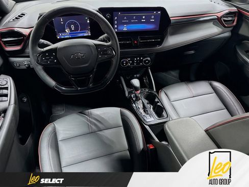 Used 2025 Chevrolet TrailBlazer RS w/ Convenience Package AWD/4WD image 26